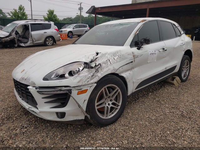 45589703 :رقم المزاد ، WP1AA2A53JLB02401 vin ، 2018 Porsche Macan مزاد بيع