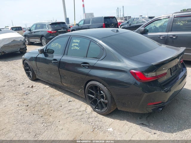 45589741 :رقم المزاد ، 3MW89FF06P8D54069 vin ، 2023 Bmw 330i Xdrive مزاد بيع