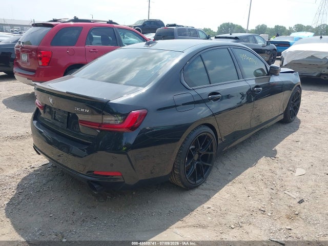 45589741 :رقم المزاد ، 3MW89FF06P8D54069 vin ، 2023 Bmw 330i Xdrive مزاد بيع