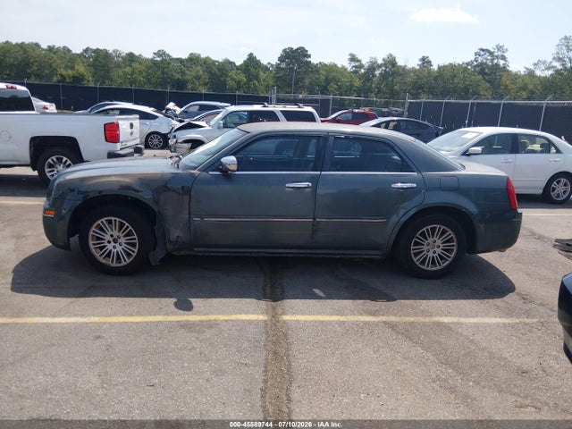 2005 Chrysler 300 Touring მანქანა იყიდება აუქციონზე, vin: 2C3JA53G05H108620, აუქციონის ნომერი: 45589744