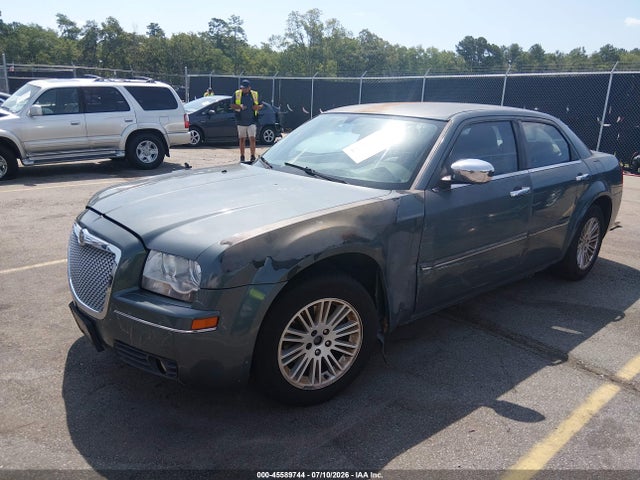2005 Chrysler 300 Touring მანქანა იყიდება აუქციონზე, vin: 2C3JA53G05H108620, აუქციონის ნომერი: 45589744