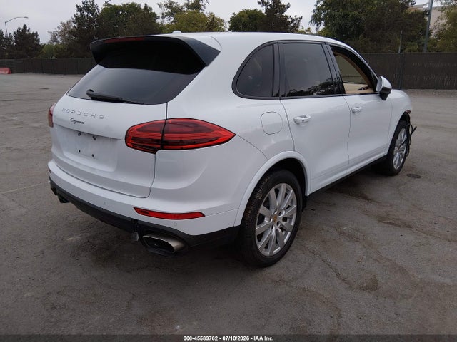 2017 Porsche Cayenne Platinum Edition მანქანა იყიდება აუქციონზე, vin: WP1AA2A23HKA81071, აუქციონის ნომერი: 45589762