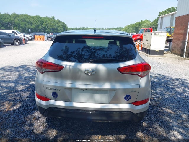 Hyundai TUCSON SE 2018 KM8J2CA47JU657322 Image 18