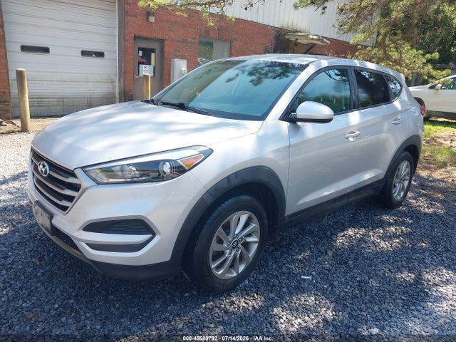 Hyundai TUCSON SE 2018 KM8J2CA47JU657322 Image 2