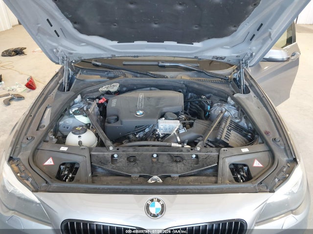 BMW 528i Xdrive 2015 WBA5A7C5XFG143683 Image 10