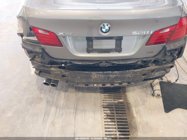 BMW 528i Xdrive 2015 WBA5A7C5XFG143683 Image 19