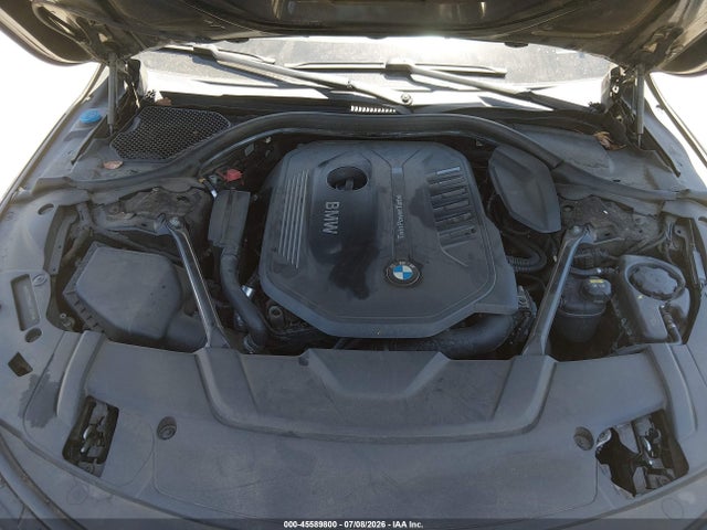 WBA7E2C55HG739285 BMW 740I