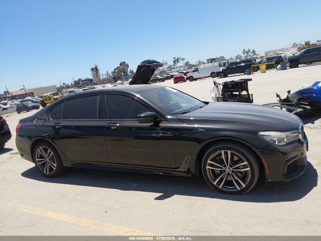 WBA7E2C55HG739285 BMW 740I
