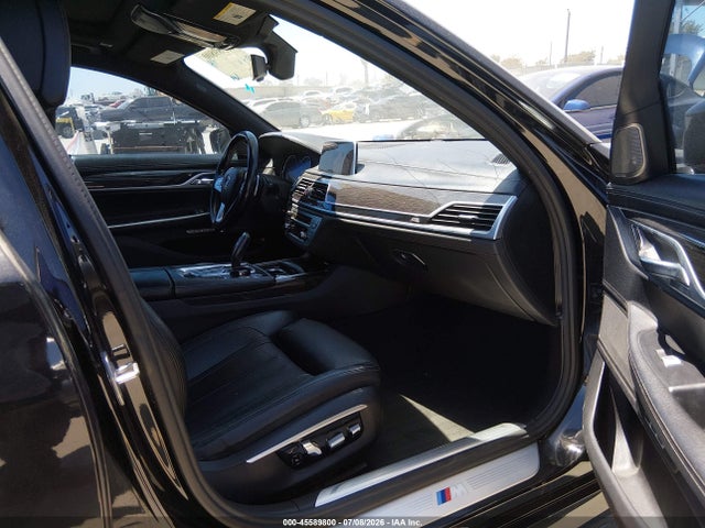 WBA7E2C55HG739285 BMW 740I