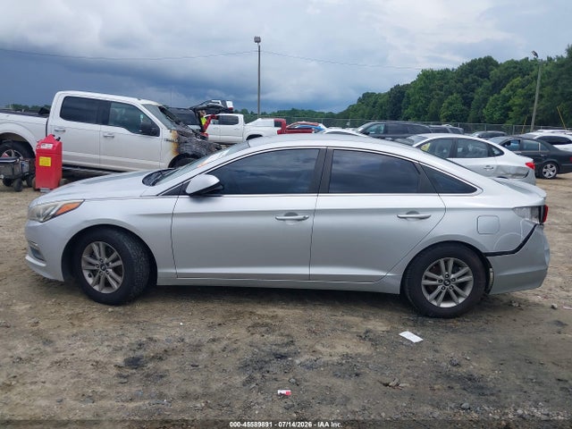 Продажа на аукционе авто 2015 Hyundai Sonata Se, vin: 5NPE24AF5FH044551, номер лота: 45589891