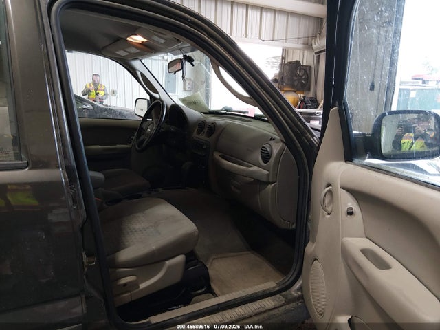 2006 Jeep Liberty Sport მანქანა იყიდება აუქციონზე, vin: 1J4GL48K56W273180, აუქციონის ნომერი: 45589916