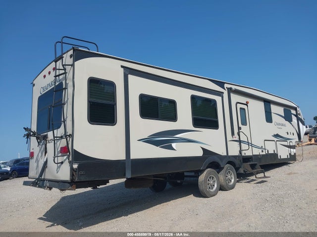 Coachmen Chaparrel 2016 5ZT3CH4BXGA313039 Image 4