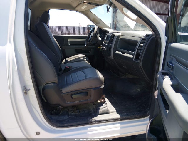 Продаж на аукціоні авто 2019 Ram 1500 Classic Tradesman  4x4 8' Box, vin: 3C6JR7DG2KG609591, номер лоту: 45590019