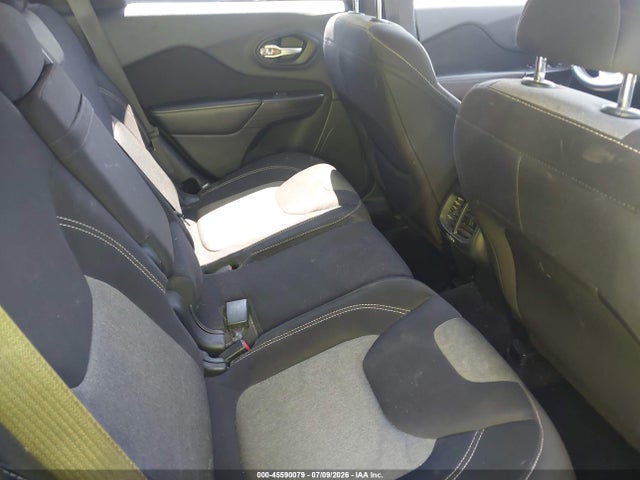 45590079 :رقم المزاد ، 1C4PJLAB3FW637404 vin ، 2015 Jeep Cherokee Sport مزاد بيع