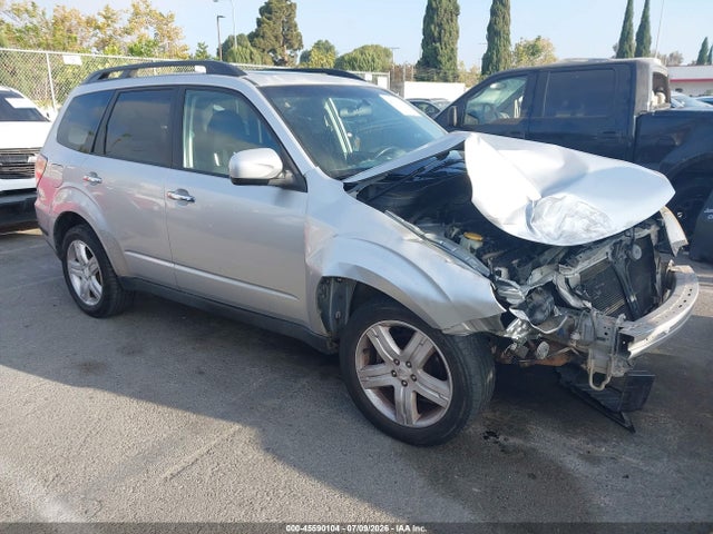 Продажа на аукционе авто 2010 Subaru Forester 2.5x Premium, vin: JF2SH6CCXAH789031, номер лота: 45590104