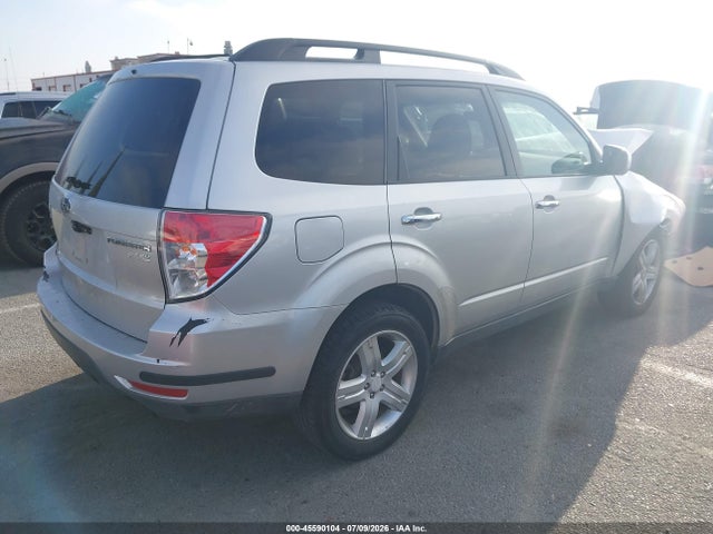 Продажа на аукционе авто 2010 Subaru Forester 2.5x Premium, vin: JF2SH6CCXAH789031, номер лота: 45590104