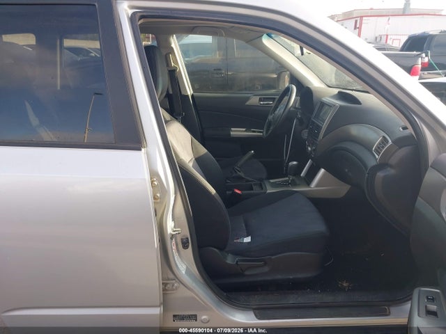 Продажа на аукционе авто 2010 Subaru Forester 2.5x Premium, vin: JF2SH6CCXAH789031, номер лота: 45590104