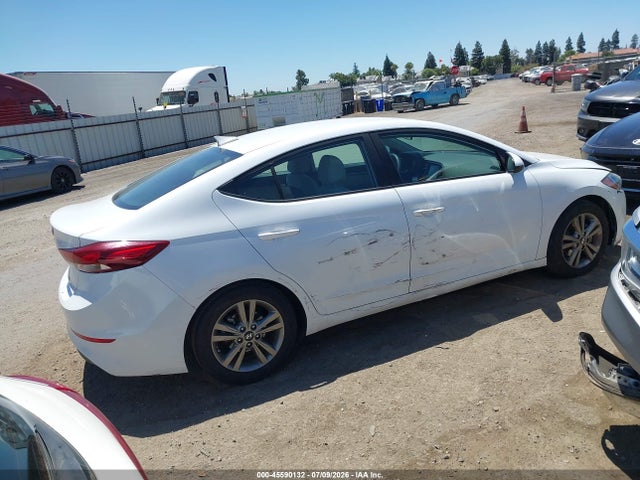 Hyundai ELANTRA SEL 2018 5NPD84LF5JH388588 Image 13