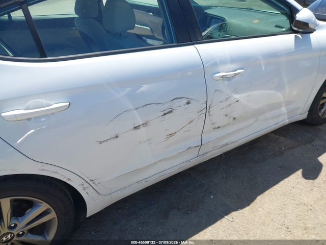 Hyundai ELANTRA SEL 2018 5NPD84LF5JH388588 Image 17