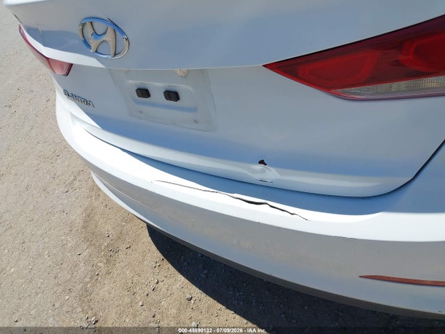 Hyundai ELANTRA SEL 2018 5NPD84LF5JH388588 Image 19