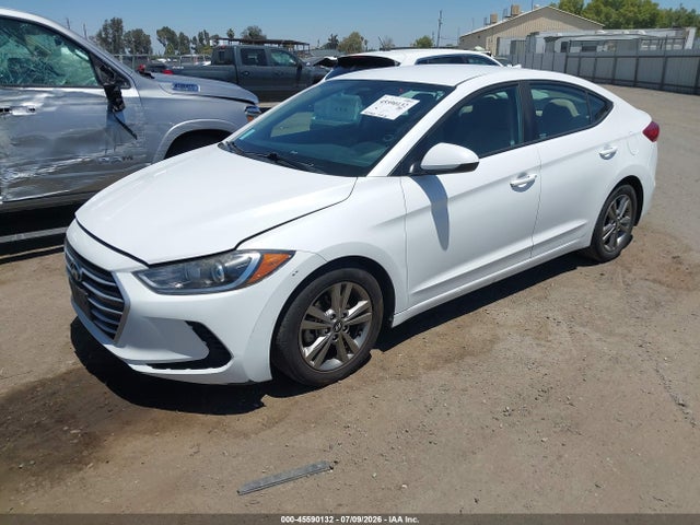Hyundai ELANTRA SEL 2018 5NPD84LF5JH388588 Image 2