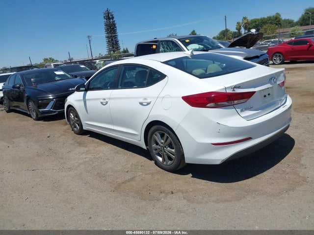 Hyundai ELANTRA SEL 2018 5NPD84LF5JH388588 Image 3