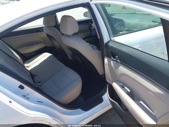 Hyundai ELANTRA SEL 2018 5NPD84LF5JH388588 Image 8