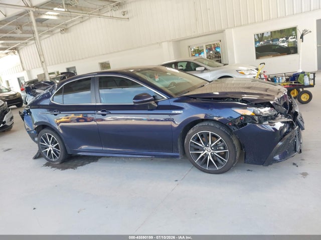 Продажа на аукционе авто 2021 Toyota Camry Se Hybrid, vin: 4T1G31AK8MU555686, номер лота: 45590199