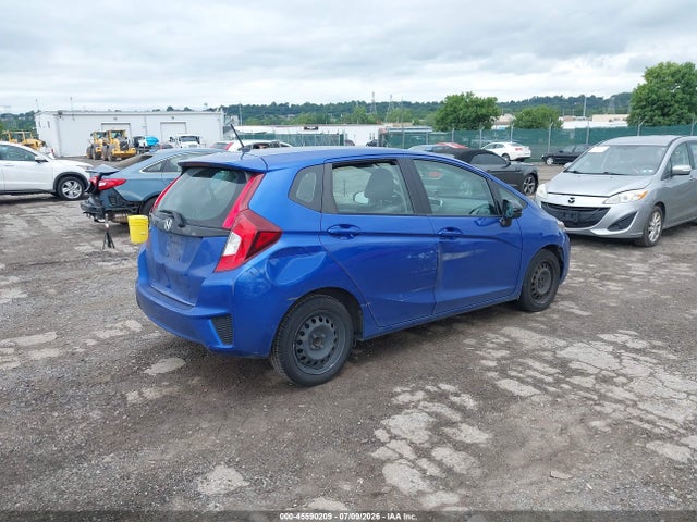 Honda FIT LX 2017 3HGGK5H51HM708290 Image 4