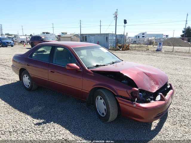 2000 Toyota Camry Ce მანქანა იყიდება აუქციონზე, vin: 4T1BG22K8YU761468, აუქციონის ნომერი: 45590234