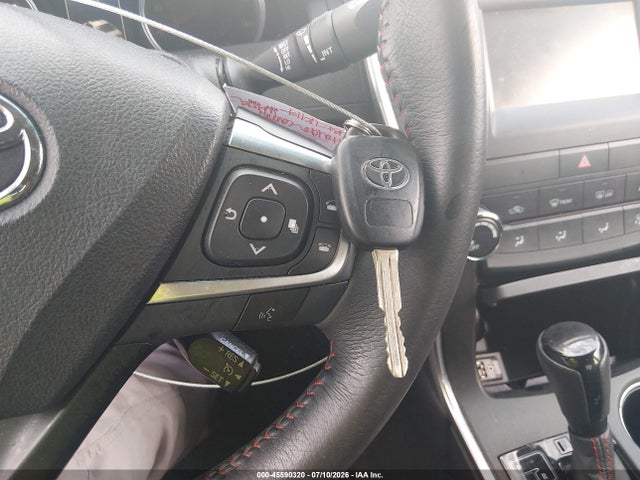 4T1BF1FK2HU792142 Toyota CAMRY SE