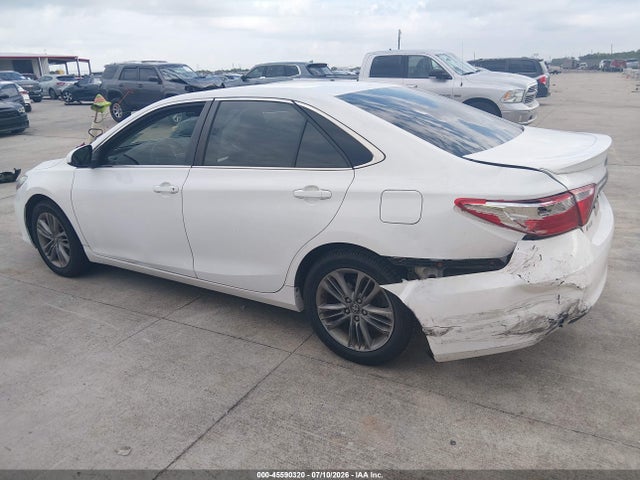 4T1BF1FK2HU792142 Toyota CAMRY SE