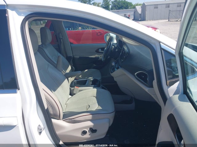 Продаж на аукціоні авто 2018 Chrysler Pacifica Limited, vin: 2C4RC1GG5JR139085, номер лоту: 45590361