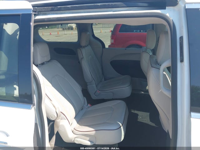 Продаж на аукціоні авто 2018 Chrysler Pacifica Limited, vin: 2C4RC1GG5JR139085, номер лоту: 45590361