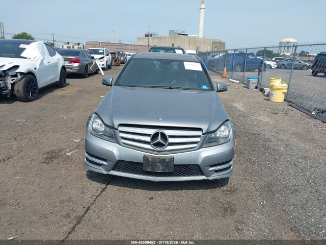 Продаж на аукціоні авто 2012 Mercedes-benz C 300 Sport 4matic, vin: WDDGF8BB8CR208000, номер лоту: 45590452