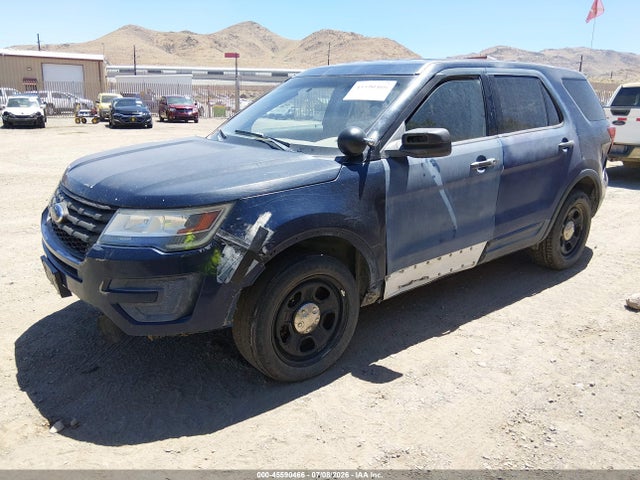 Ford Utility Police Interceptor 2016 1FM5K8AR1GGD05791 Image 2