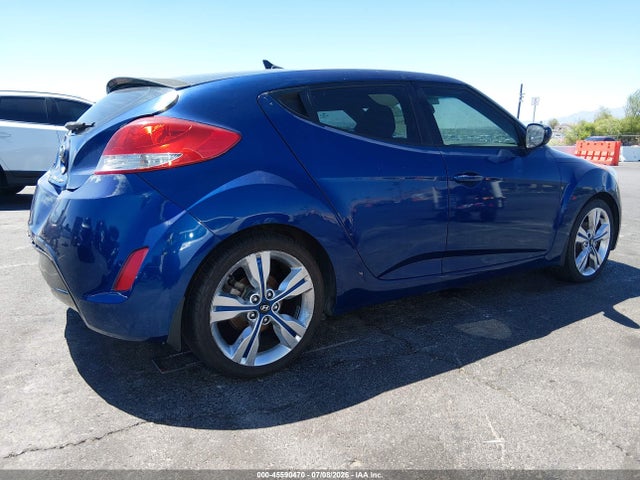 2016 Hyundai Veloster მანქანა იყიდება აუქციონზე, vin: KMHTC6AD9GU302684, აუქციონის ნომერი: 45590470