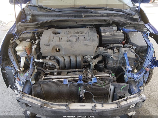 Toyota C-HR XLE 2018 NMTKHMBX9JR021297 Image 10