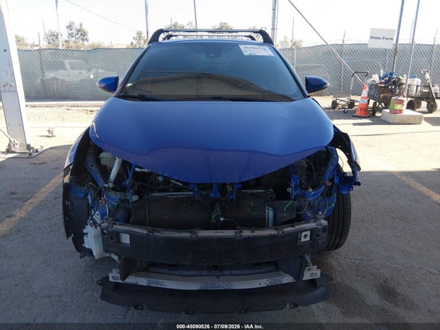 Toyota C-HR XLE 2018 NMTKHMBX9JR021297 Image 13