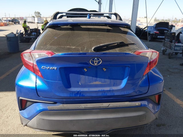 Toyota C-HR XLE 2018 NMTKHMBX9JR021297 Image 17