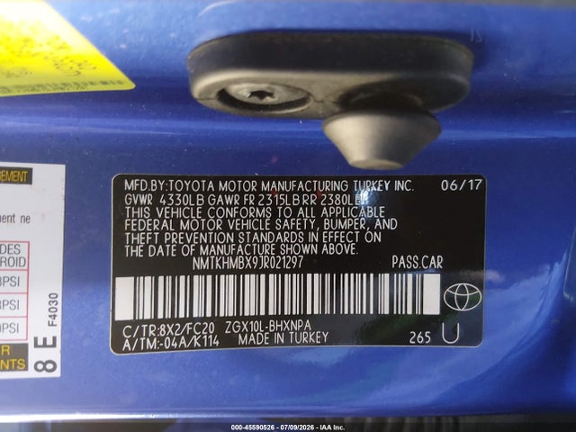 Toyota C-HR XLE 2018 NMTKHMBX9JR021297 Image 9
