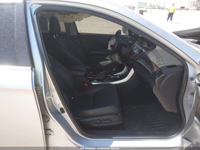 45590588 :رقم المزاد ، 1HGCR2F82GA134414 vin ، 2016 Honda Accord Ex-l مزاد بيع