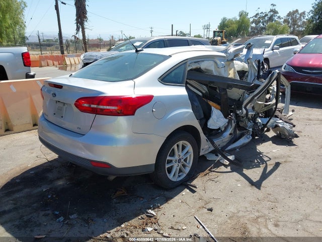 Ford FOCUS SE 2016 1FADP3F27GL364583 Image 4