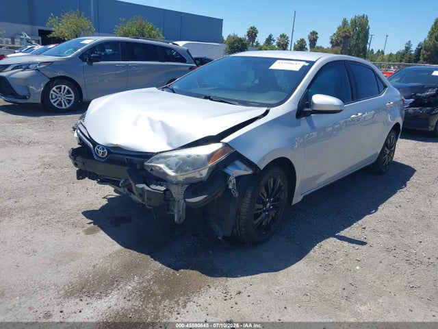Toyota COROLLA LE 2015 2T1BURHE1FC262612 Image 2
