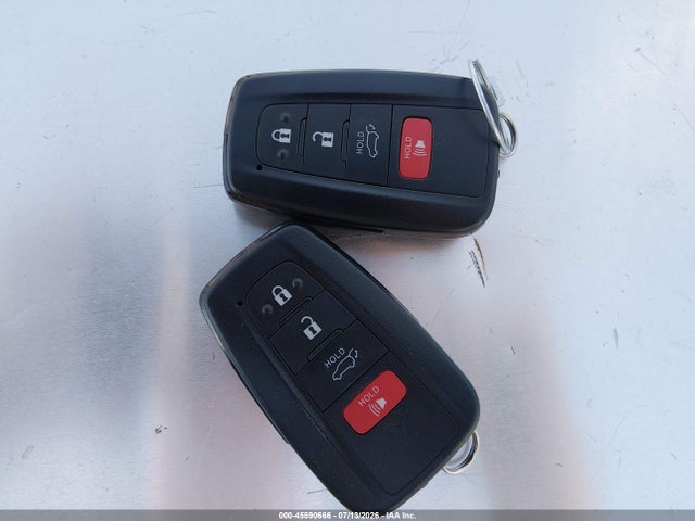 2T3A1RFVXSW549468 Toyota Rav4 Xle Premium