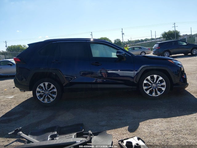2T3A1RFVXSW549468 Toyota Rav4 Xle Premium