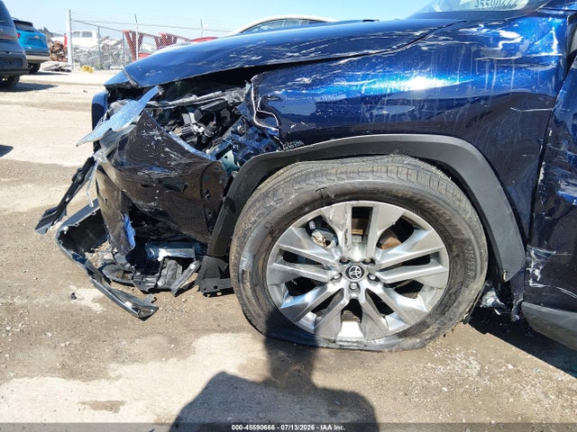 2T3A1RFVXSW549468 Toyota Rav4 Xle Premium