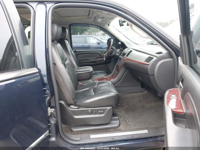 2007 Cadillac Escalade Esv Standard მანქანა იყიდება აუქციონზე, vin: 1GYFK668X7R269336, აუქციონის ნომერი: 45590682
