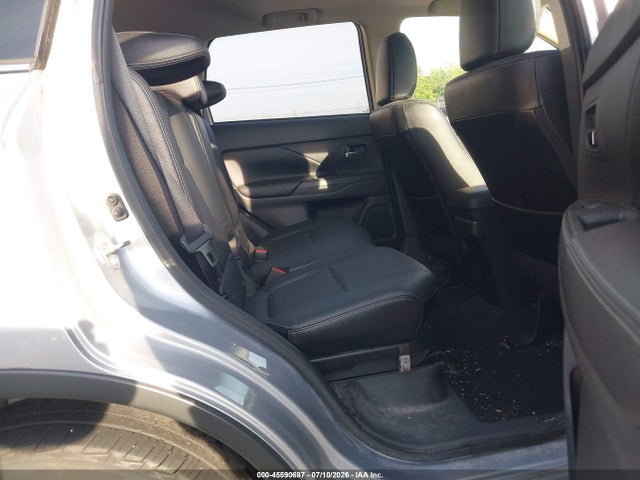 45590687 :رقم المزاد ، JA4JZ4AX2HZ044368 vin ، 2017 Mitsubishi Outlander Gt مزاد بيع