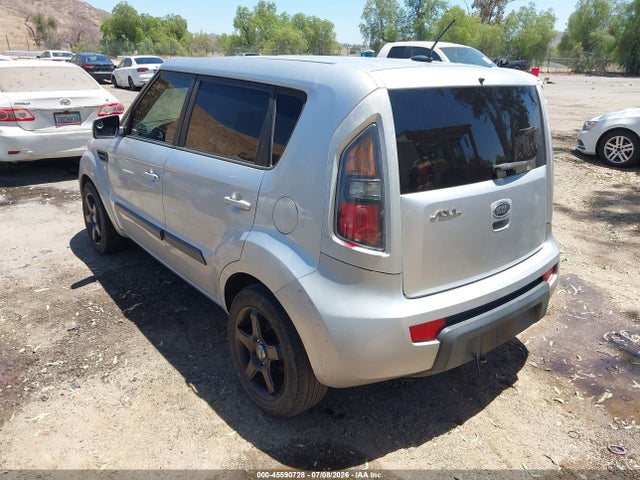 Продажа на аукционе авто 2011 Kia Soul +, vin: KNDJT2A22B7268050, номер лота: 45590728